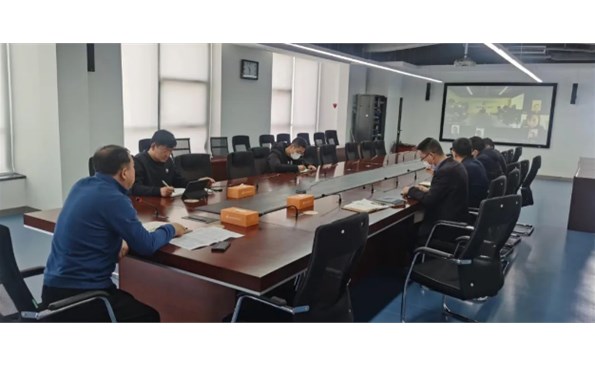 成人小说
：疫情“大考”中彰显国企担当