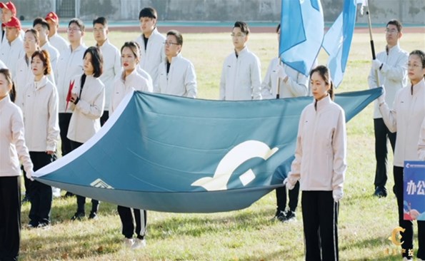 成人小说
第二届职工运动会